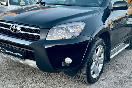 Toyota RAV 4 178.312 km 8.900 &euro; Frankfurt 60386