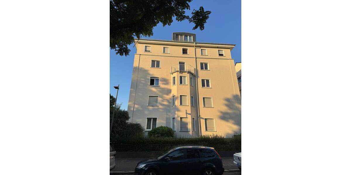 Etagenwohnung Frankfurt am Main Bockenheim - 2 Zimmer, 50 m&sup2;, 999&euro; | Angebot:26025571