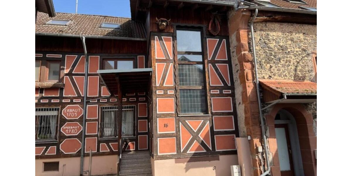 Dachgeschoßwohnung Ranstadt - 3 Zimmer, 101 m&sup2;, 850&euro; | Angebot:25304696