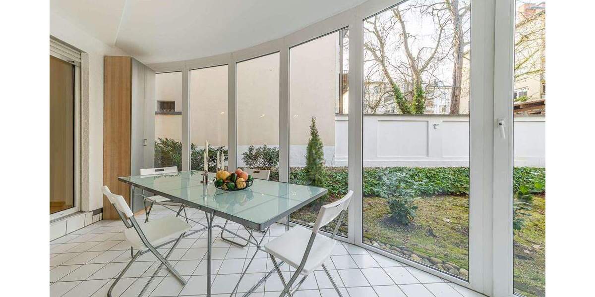 Etagenwohnung Frankfurt am Main Westend-Süd - 2 Zimmer, 70 m&sup2;, 2.090&euro; | Angebot:25661907