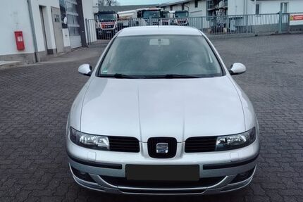 Seat Leon 152.610 km 1.395 &euro; Friedberg (Hessen) 61169