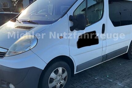 Opel Vivaro 242.000 km 7.700 &euro; Stockstadt am Main 63811