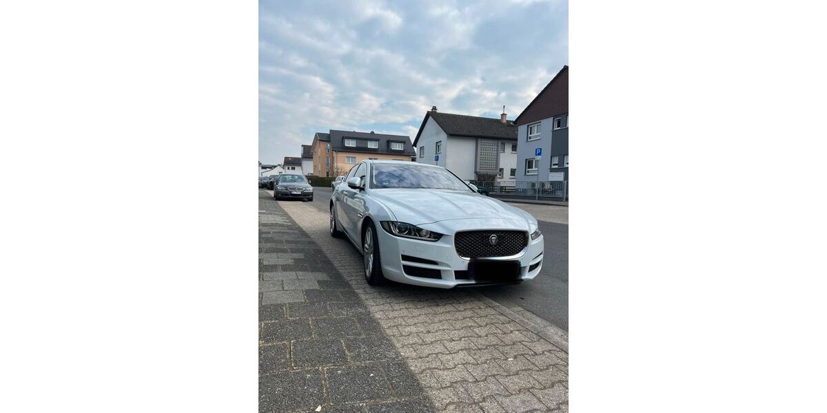 Jaguar XE 130.000 km 12.500 &euro; Heusenstamm 63150