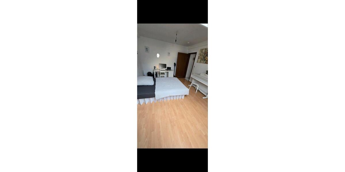 Dachgeschoßwohnung Offenbach am Main Buchrain - 3 Zimmer, 75 m&sup2;, 820&euro; | Angebot:25950854