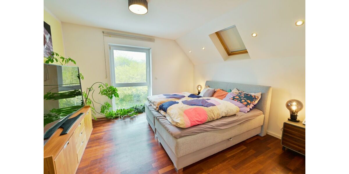 Provisionsfrei* Wunderschönes Architektenhaus mit Einliegerwohnung - Einfamilienhaus Babenhausen | Angebot:27572812