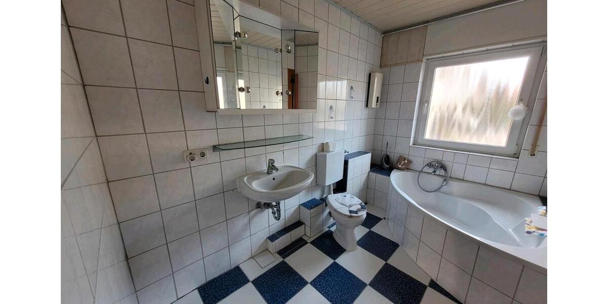 Mehrfamilienhaus, Wohnhaus Bruchköbel - 14 Zimmer, 400 m&sup2;, 1.300.000&euro; | Angebot:26957543