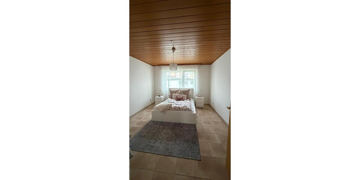Etagenwohnung Hanau Groß-Steinheim - 3 Zimmer, 70 m&sup2;, 1.200&euro; | Angebot:26632485