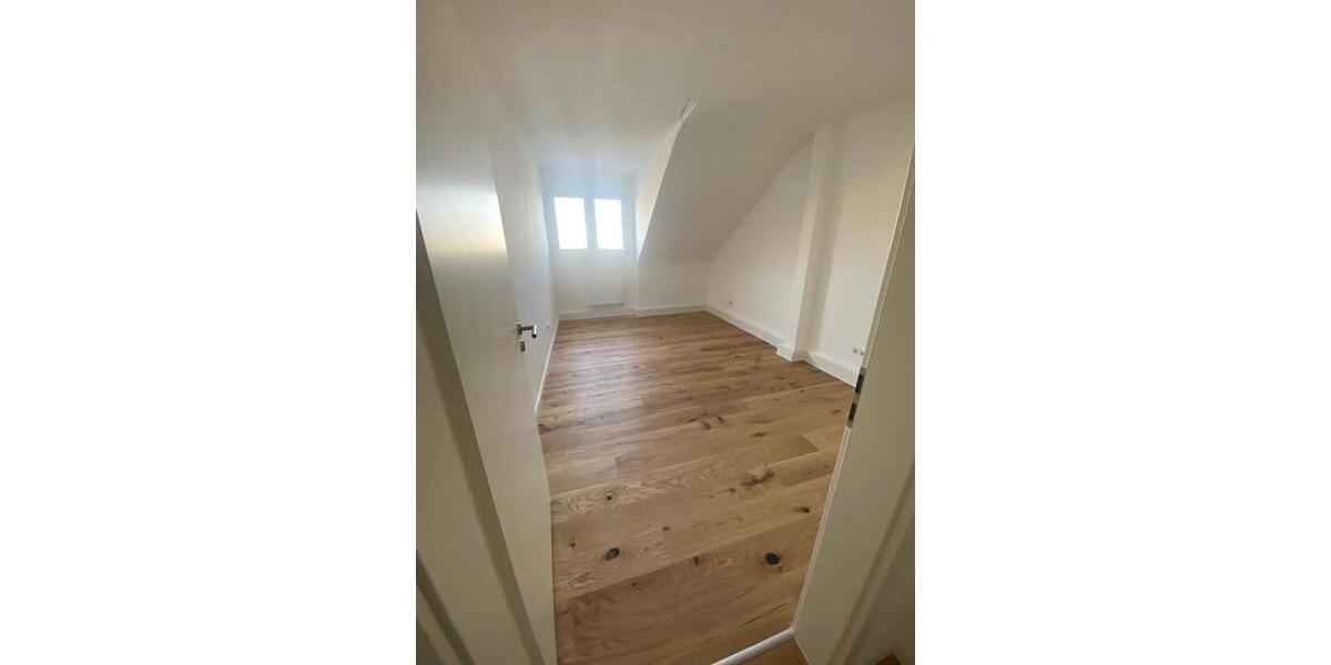 Dachgeschoßwohnung Offenbach am Main Hafen - 2 Zimmer, 46 m&sup2;, 950&euro; | Angebot:25757393
