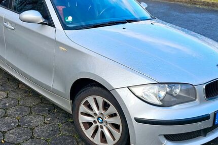 BMW 116 163.000 km 2.799 &euro; frankfurt 60435