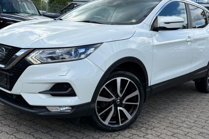 Nissan Qashqai 214.923 km 9.999 &euro; Hanau 63452