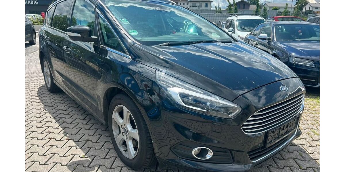 Ford S-Max 168.000 km 9.999 &euro; Büdingen 63654