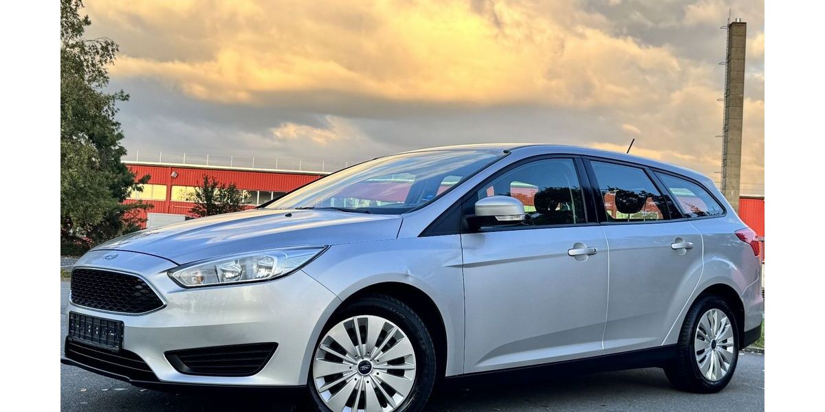 Ford Focus 72.893 km 10.700 &euro; Dietzenbach 63128