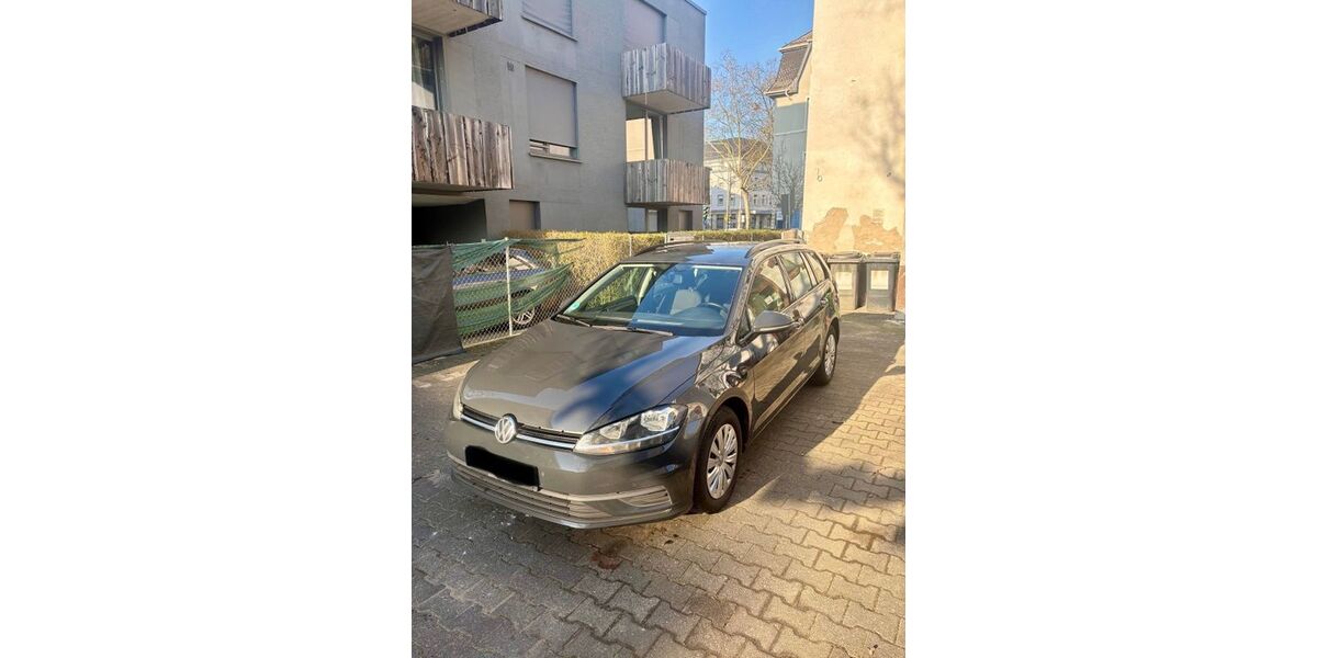 VW Golf 184.194 km 10.000 &euro; Frankfurt am Main 60528