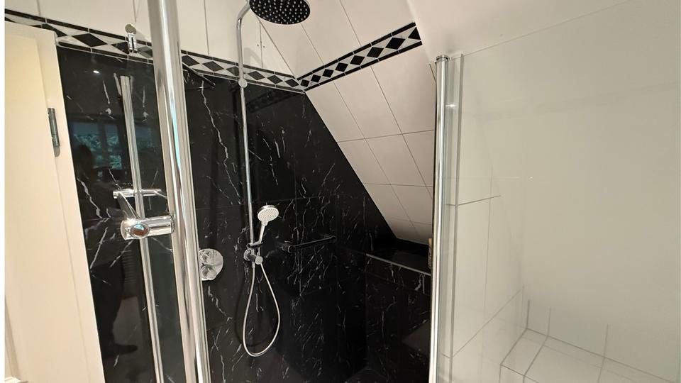 Einfamilienhaus Bad Homburg vor der Höhe Gonzenheim - 3 Zimmer, 130 m&sup2;, 2.500&euro; | Angebot:25947869