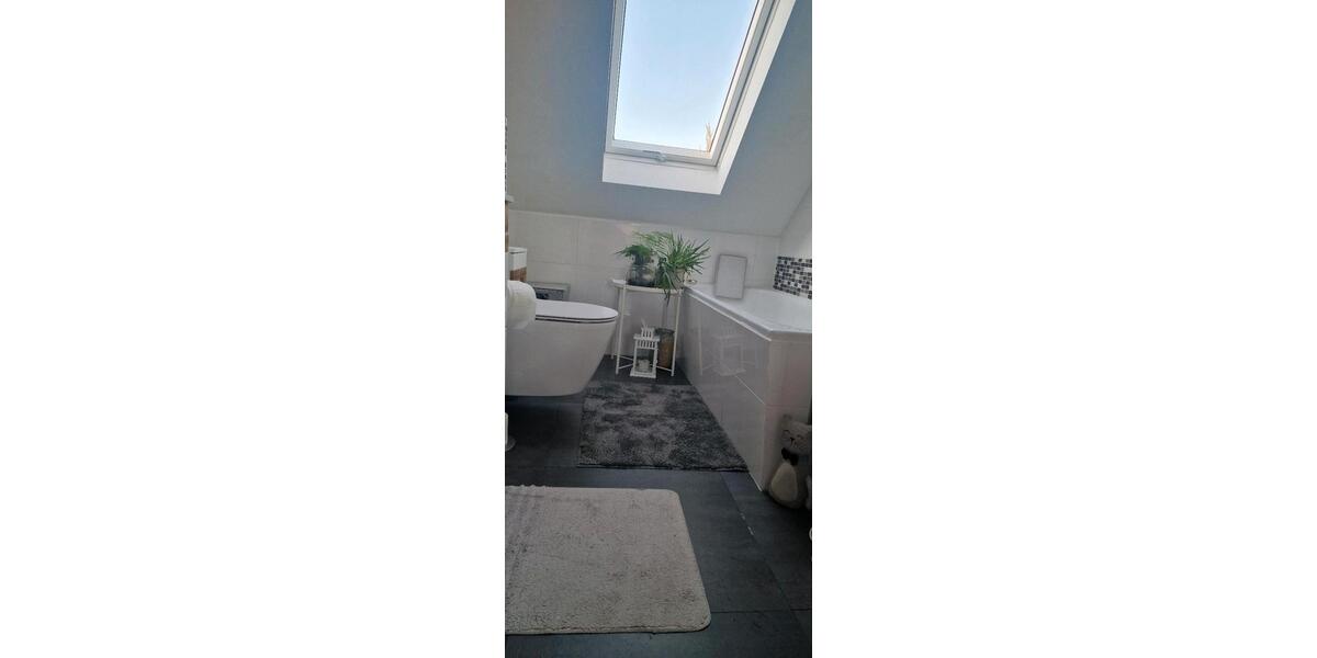 Dachgeschoßwohnung Friedberg (Hessen) - 2 Zimmer, 49 m&sup2;, 175.000&euro; | Angebot:25715881