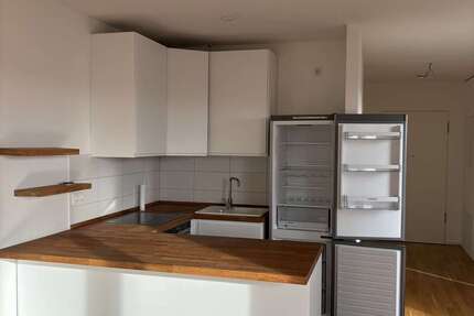Wohnung Frankfurt am Main Gallus - 2 Zimmer, 56 m&sup2;, 1.050&euro; | Angebot:27684152
