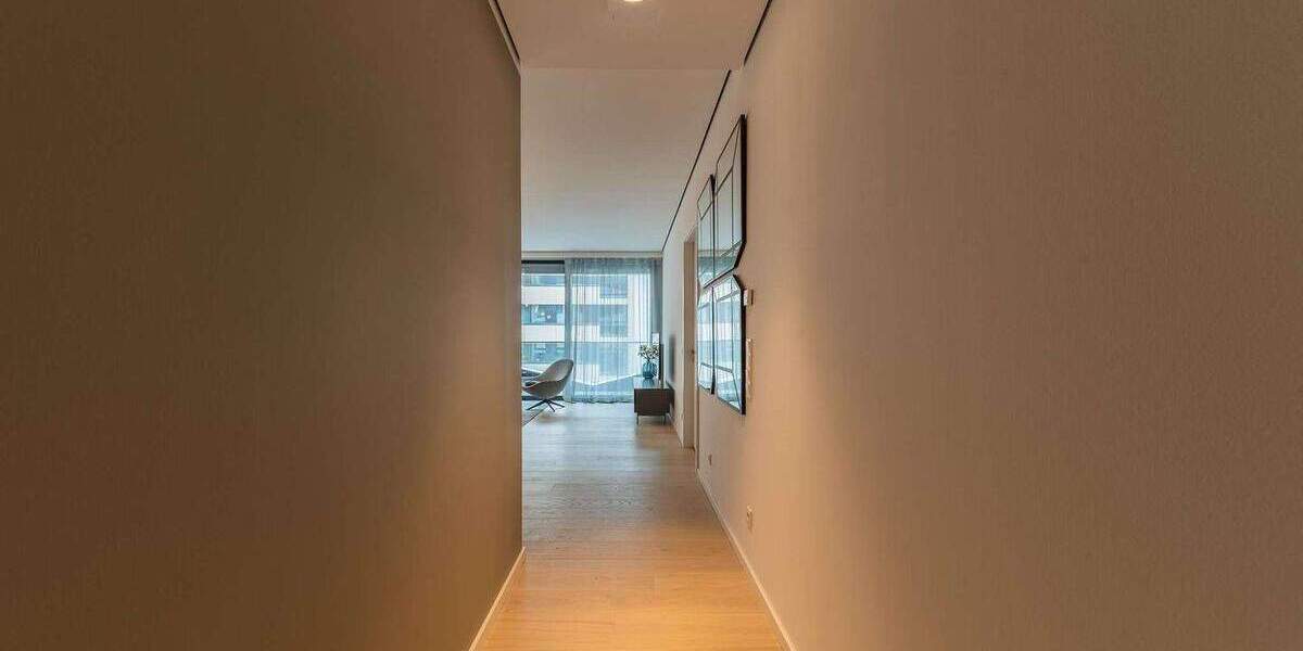 Etagenwohnung Frankfurt am Main Innenstadt - 2 Zimmer, 70 m&sup2;, 2.700&euro; | Angebot:25727277