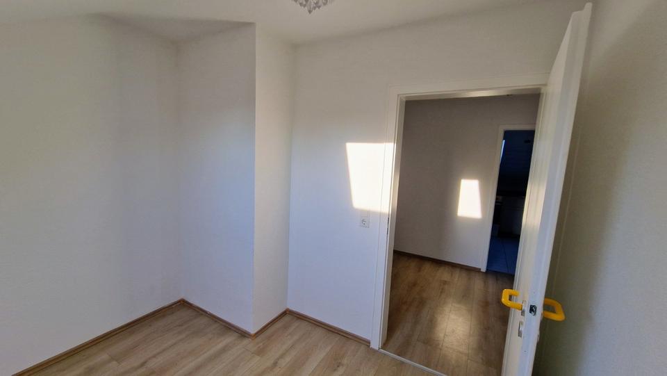 Dachgeschoßwohnung Münster (Hessen) - 3 Zimmer, 54 m&sup2;, 680&euro; | Angebot:25277884