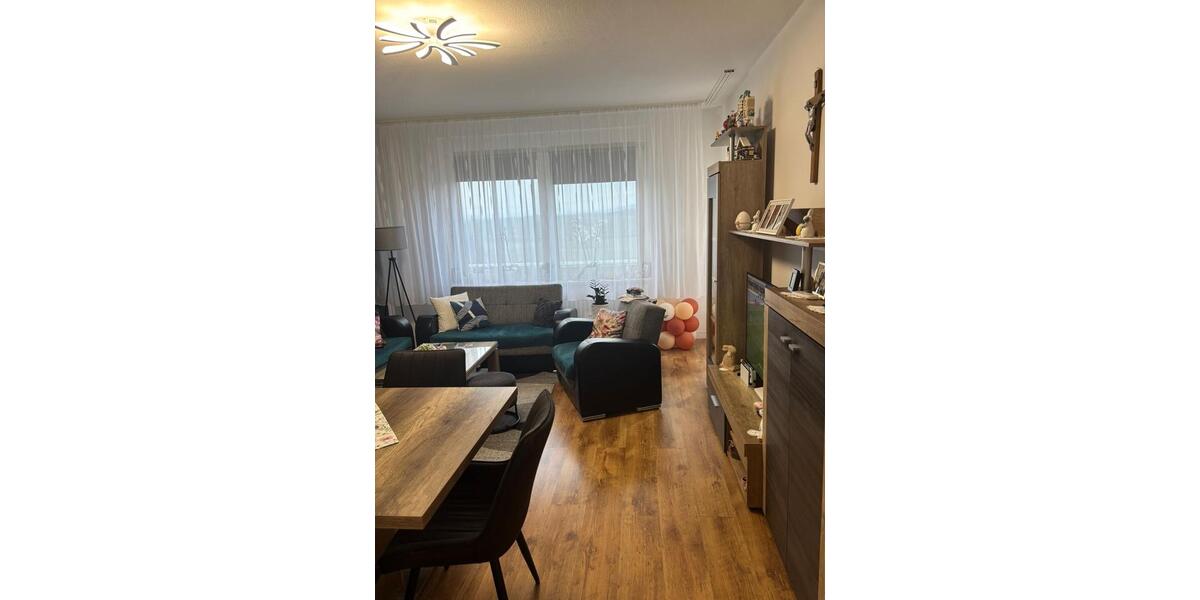 Dachgeschoßwohnung Frankfurt am Main Nord-West - 3 Zimmer, 73 m&sup2;, 290.000&euro; | Angebot:25893281