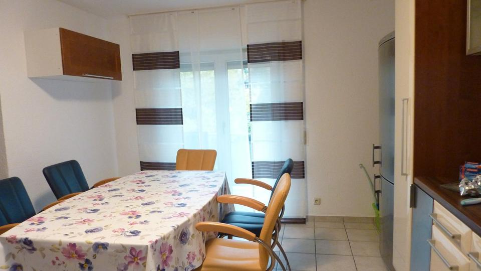 Etagenwohnung Aschaffenburg Damm - 4 Zimmer, 102 m&sup2;, 900&euro; | Angebot:26413579