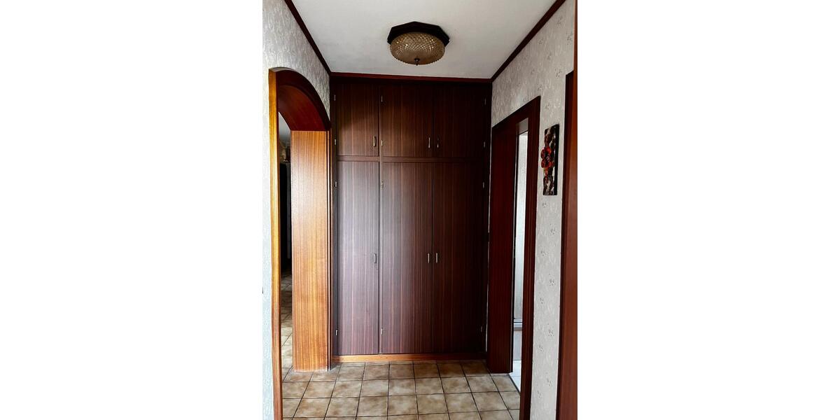 Etagenwohnung Bruchköbel - 3 Zimmer, 98 m&sup2;, 240.000&euro; | Angebot:26818399