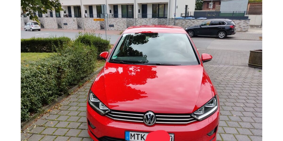 VW Golf Sportsvan 125.000 km 9.500 &euro; Bad Soden 65812