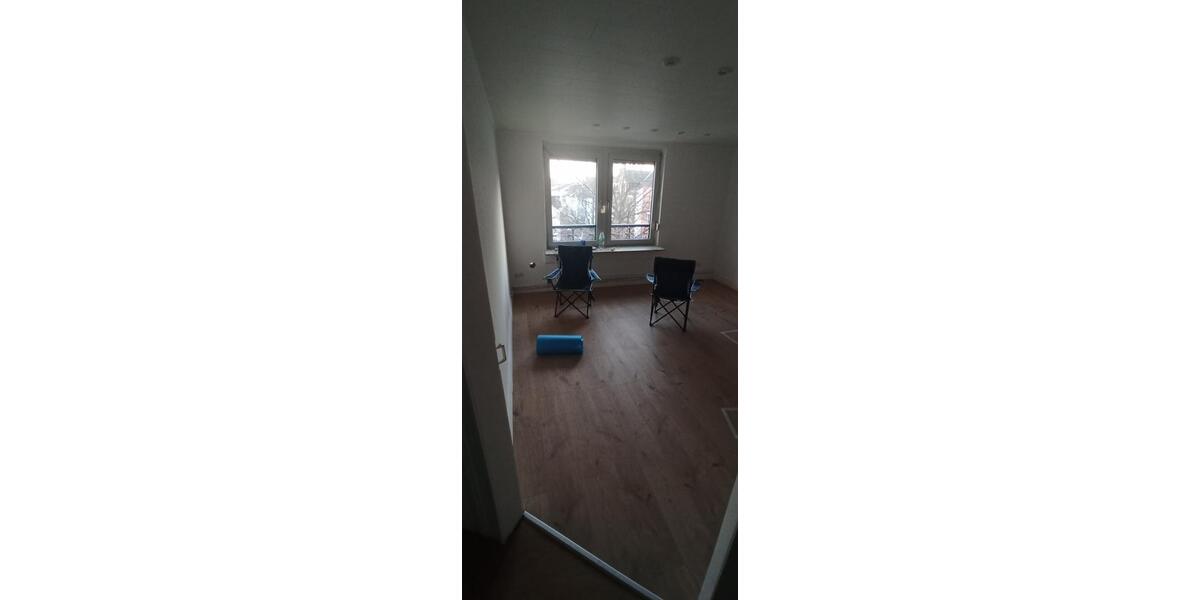 Dachgeschoßwohnung Neu-Isenburg Isenburg - 3.5 Zimmer, 60 m&sup2;, 800&euro; | Angebot:25293332