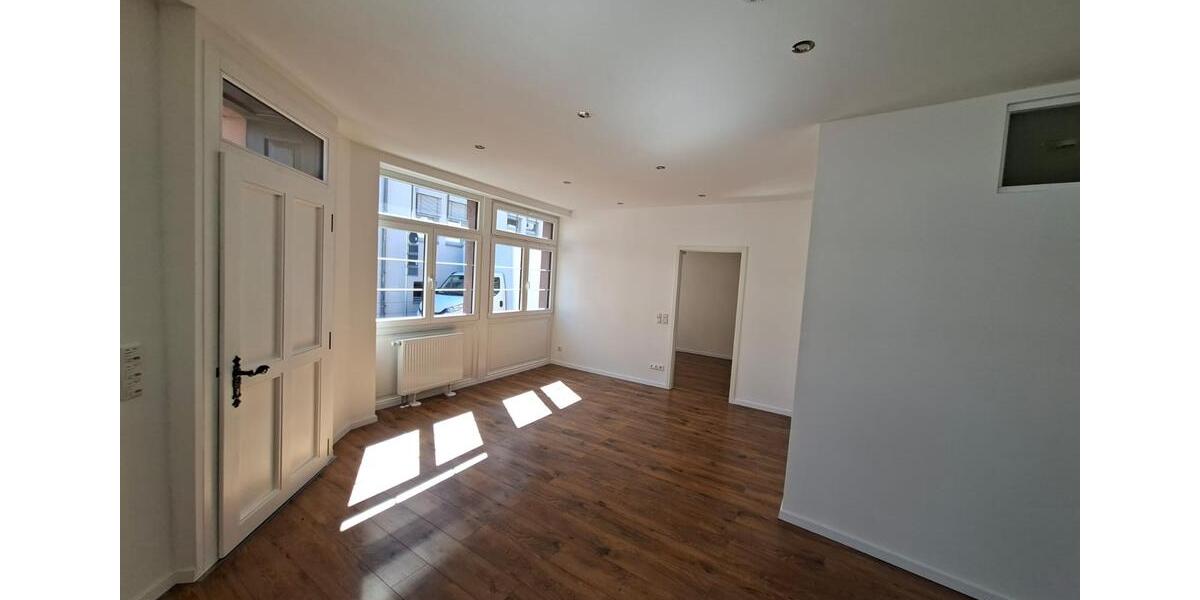 Erdgeschoßwohnung Groß-Umstadt Umstadt - 1 Zimmer, 71 m&sup2;, 1.050&euro; | Angebot:26698356