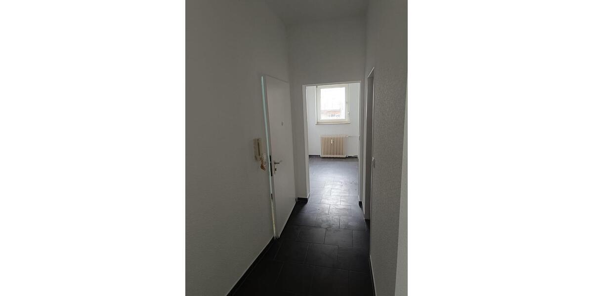 Hochparterre Offenbach am Main Hafen - 2 Zimmer, 65 m&sup2;, 1.015&euro; | Angebot:25803252