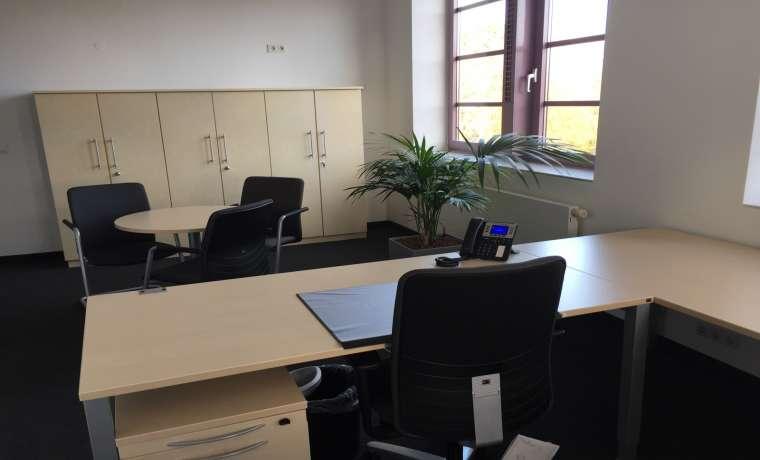 Gewerbeobjekt Bad Homburg vor der Höhe Berliner Siedlung/Gartenfeld - 199&euro; | Angebot:25967946