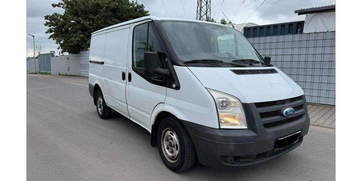 Ford Transit 118.500 km 3.990 &euro; Dieburg 64807