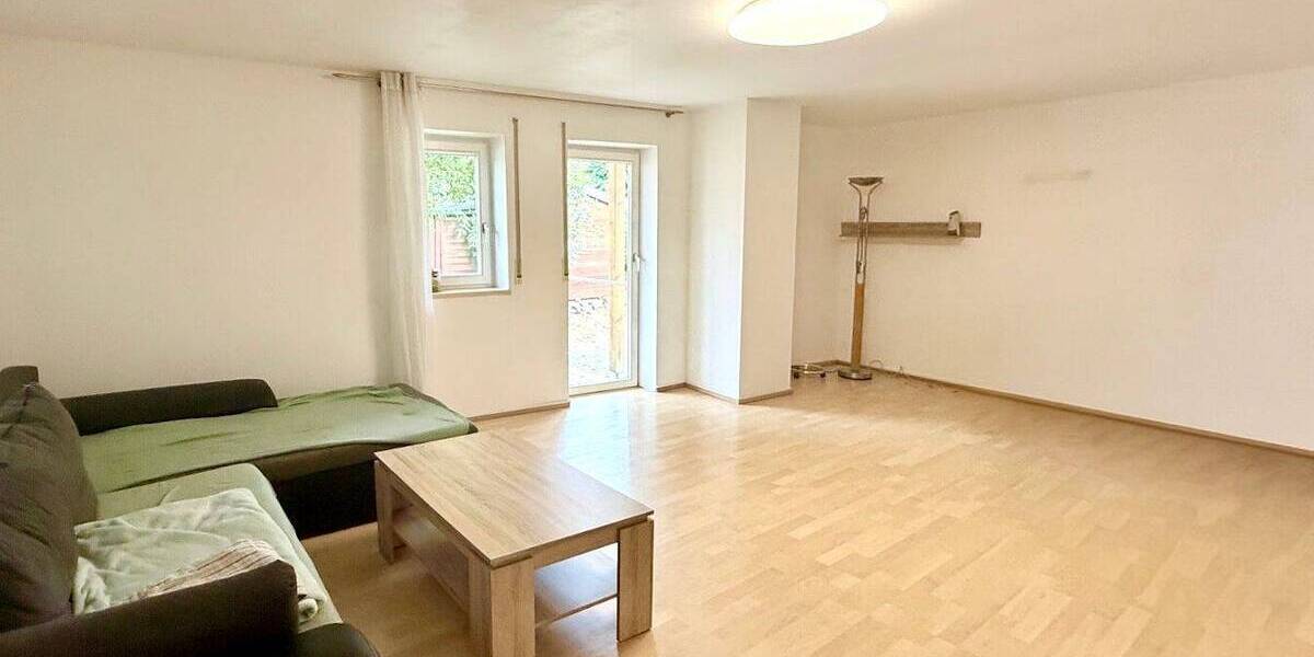 Mehrfamilienhaus, Wohnhaus Gründau Mittel-Gründau - 6 Zimmer, 204 m&sup2;, 449.000&euro; | Angebot:25664653