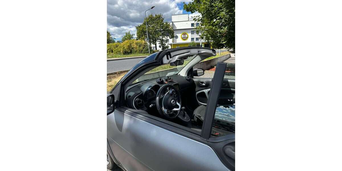 Smart forTwo 57.000 km 15.500 &euro; Frankfurt 60325