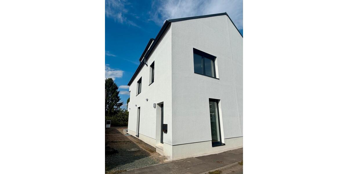 Doppelhaushälfte Reichelsheim (Wetterau) - 5.5 Zimmer, 180 m&sup2;, 2.270&euro; | Angebot:27618243