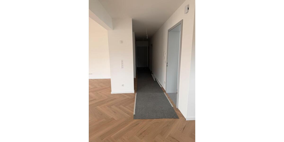 Erdgeschoßwohnung Großostheim - 4 Zimmer, 97 m&sup2;, 1.650&euro; | Angebot:26432485