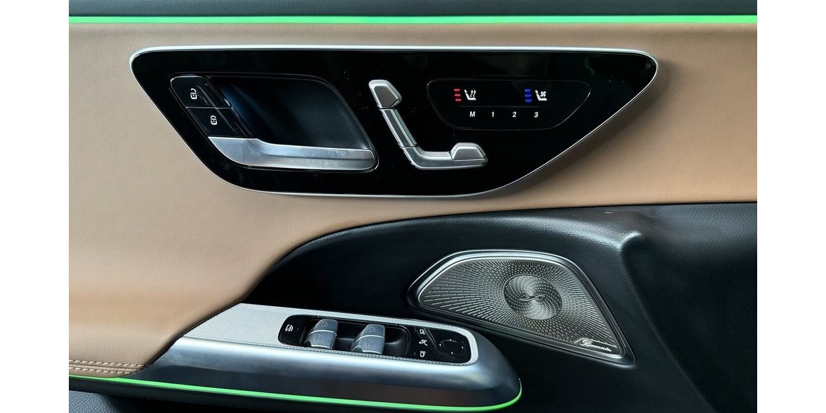 Mercedes-Benz E 300 T de 4M AMG NP:108.510 SUPERSCREEN-AIRMAT. 4.659 km 62.990 &euro; Groß-Umstadt 64823