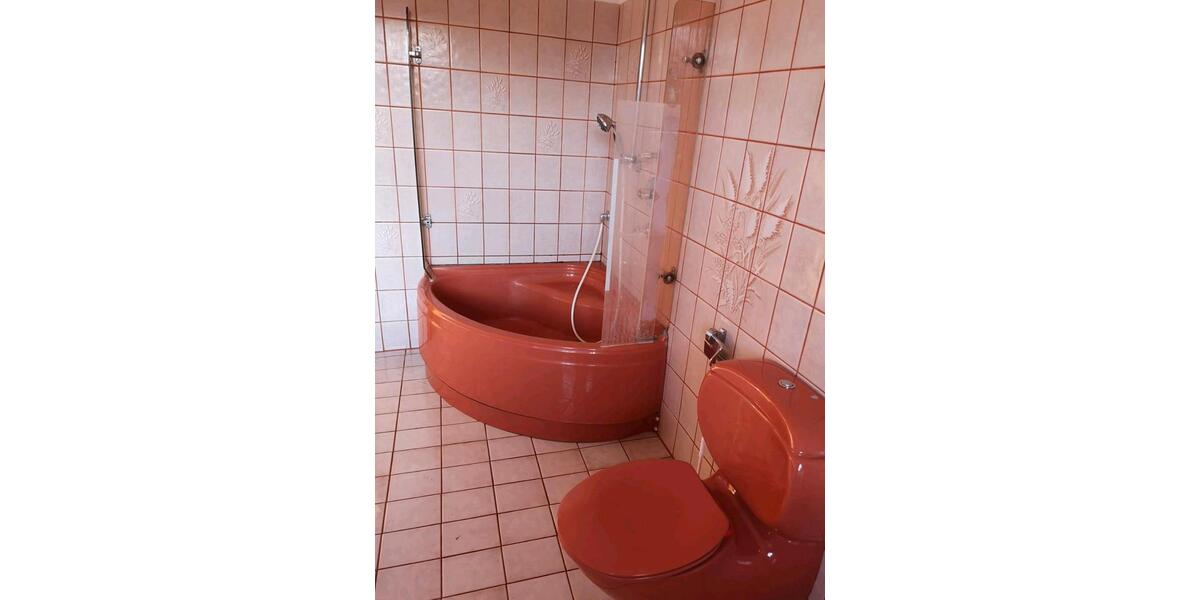 Etagenwohnung Karben - 4 Zimmer, 120 m&sup2;, 1.500&euro; | Angebot:25978636