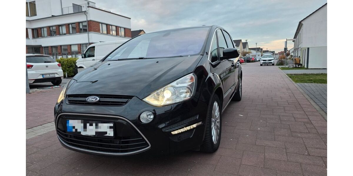 Ford S-Max 212.064 km 5.900 &euro; Kelsterbach 65451