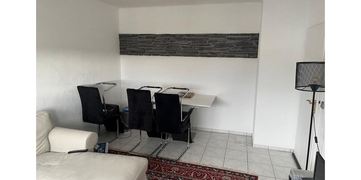 Dachgeschoßwohnung Offenbach am Main Bieber - 4 Zimmer, 80 m&sup2;, 950&euro; | Angebot:25590696