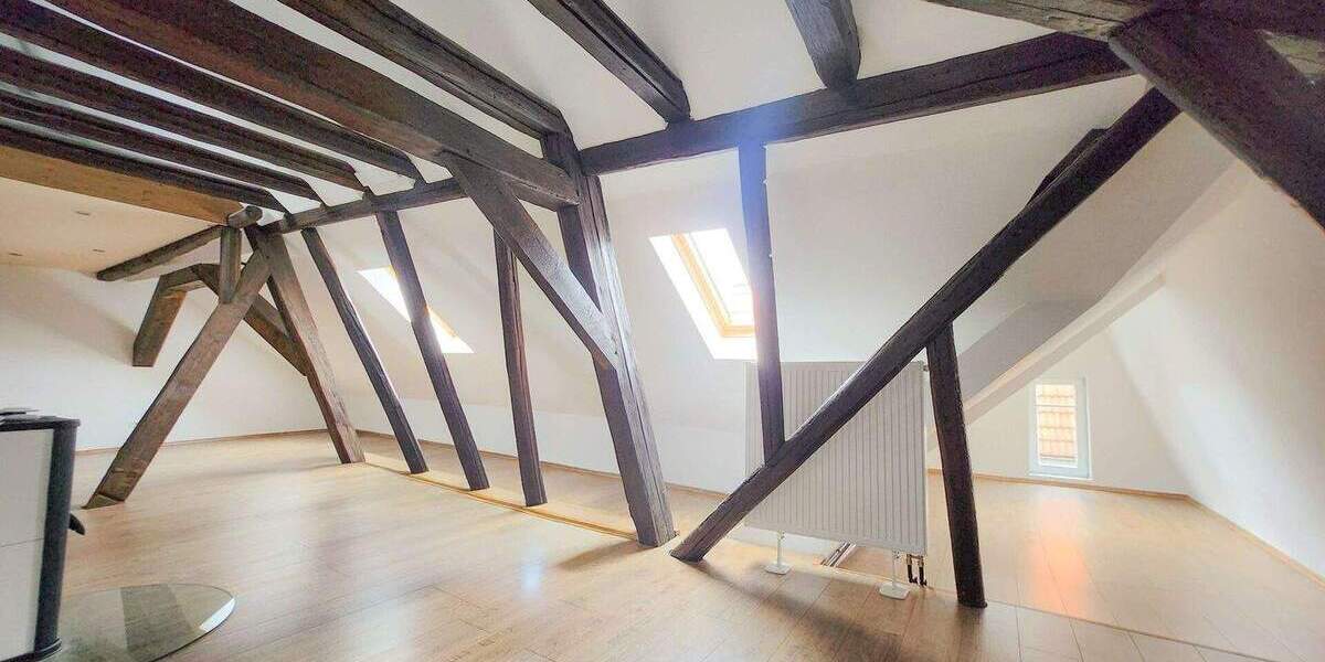 Einfamilienhaus Offenbach Bürgel - 8 Zimmer, 173 m&sup2;, 495.000&euro; | Angebot:25703492