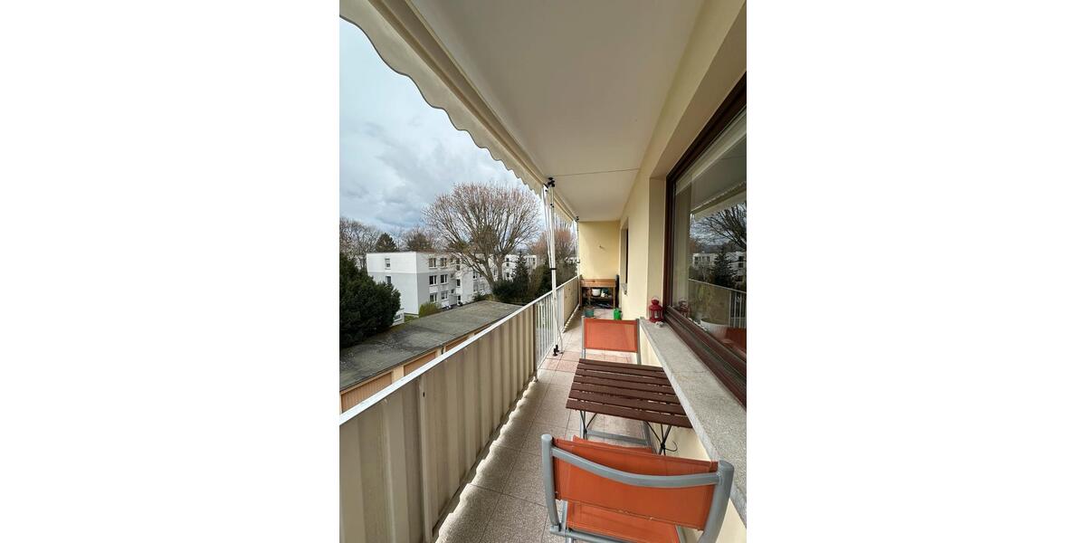 Etagenwohnung Frankfurt am Main Ginnheim - 3 Zimmer, 81 m&sup2;, 1.100&euro; | Angebot:26013344