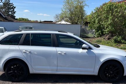 Skoda Octavia 198.400 km 8.900 &euro; Aschaffenburg 63741