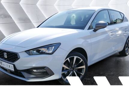 Seat Leon 6.500 km 30.345 &euro; Büdingen-Düdelsheim 63654