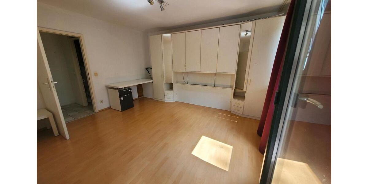 Etagenwohnung Frankfurt am Main West - 2 Zimmer, 60 m&sup2;, 800&euro; | Angebot:26002225