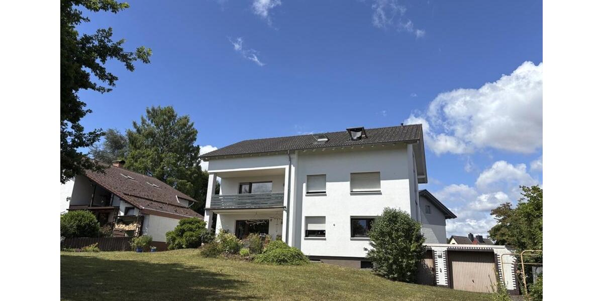 Erdgeschoßwohnung Gelnhausen - 4 Zimmer, 106 m&sup2;, 1.420&euro; | Angebot:25821232