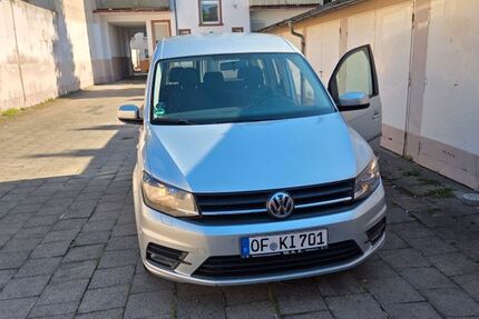 VW Caddy 235.700 km 9.100 &euro; Offenbach am Main 63067