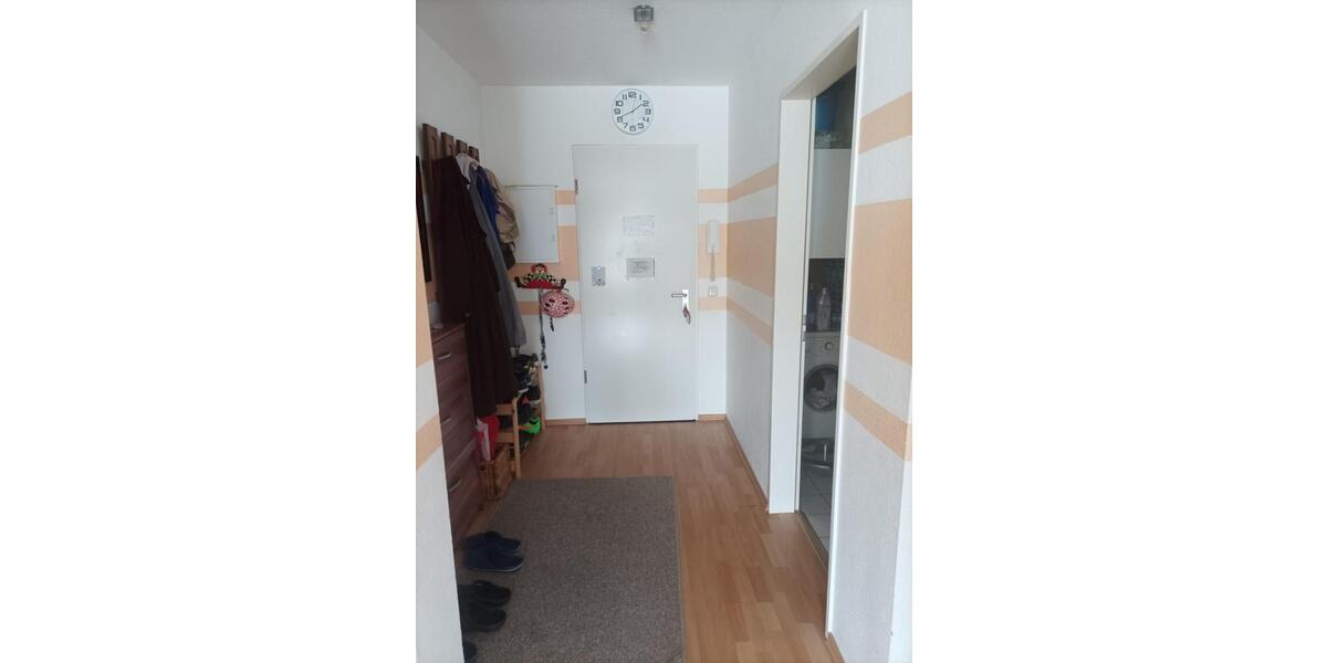 Etagenwohnung Steinbach (Taunus) - 3 Zimmer, 73 m&sup2;, 1.150&euro; | Angebot:25793896