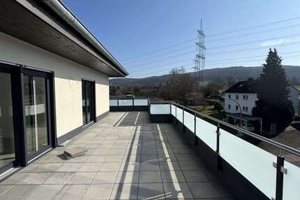 Wohnung Alzenau - 3 Zimmer, 140 m&sup2;, 2.310&euro; | Angebot:25540197