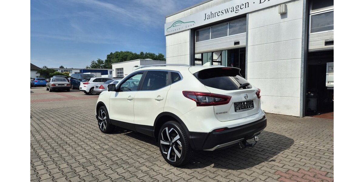 Nissan Qashqai Akari, Kamera, Android Auto, Panoramadach, 72.315 km 18.790 &euro; Rodgau 63110