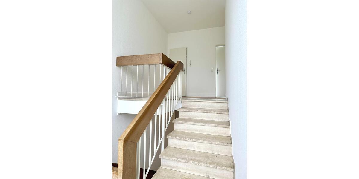 Doppelhaushälfte Bad Homburg vor der Höhe Gonzenheim - 3.5 Zimmer, 150 m&sup2;, 2.600&euro; | Angebot:26144498